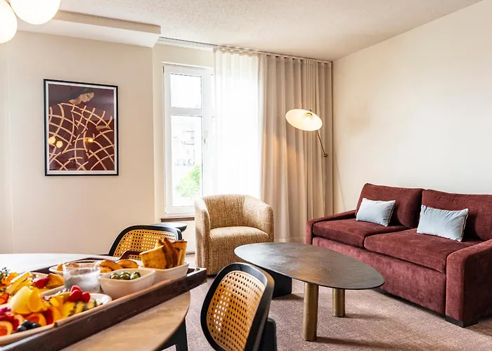 Hotel Saint-Sulpice Montreal